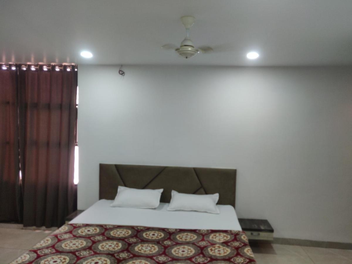 Hotel Rb Palace Ιντόρ Εξωτερικό φωτογραφία