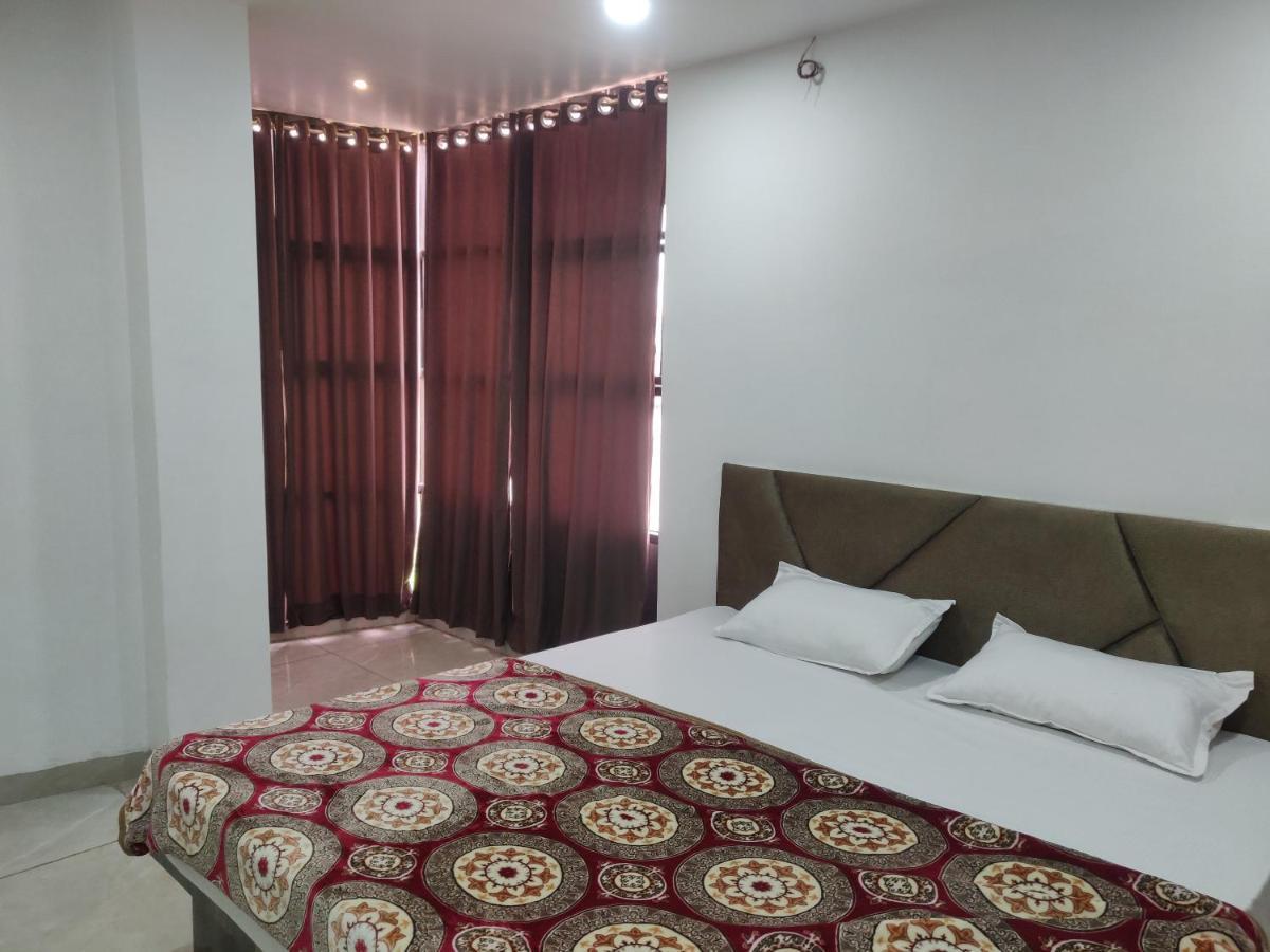 Hotel Rb Palace Ιντόρ Εξωτερικό φωτογραφία